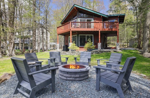 Hamlin House | Lakefront/Kayaks/Firepit/nThe Hideout