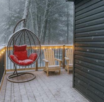 Carling House | Lakefront Studio Cottage #7