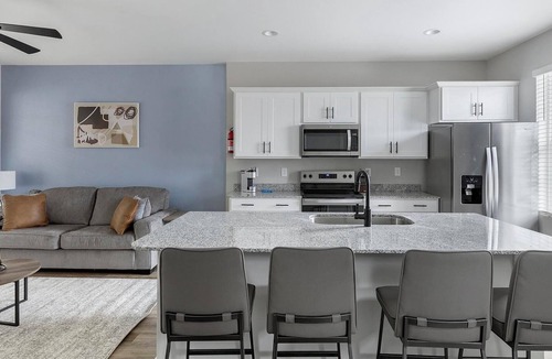 Madison Apartment | Landing | Incredible 2BD, Courtyard, Pool