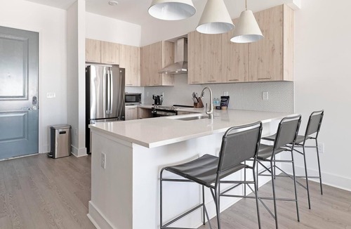 Crestline Heights Apartment | Landing | Modern 2BD, Clubhouse, Gym