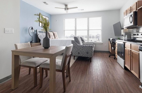 Five Points South Apartment | Landing | Modern Studio, Gym, Yoga Studio