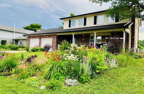 Riverview Apartment | Large self-contained room with private entrance.