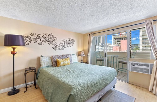Waikiki Condo | Large Studio - 2 Decks - 2 Short Blocks From Beach - #703-A