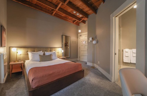 Sutton Hotel | Le Pleasant Hôtel