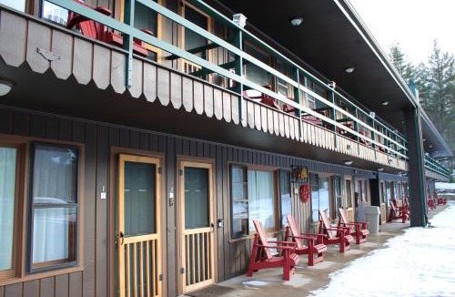 Wilmington Hotel | Ledge Rock at Whiteface