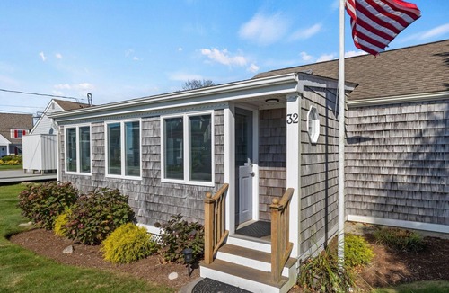 Snug Harbor House | Light, Bright and Beach Home with Water Views on Great Island