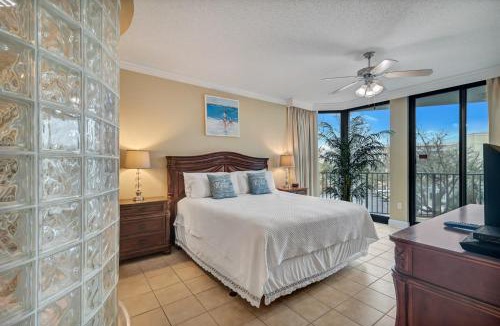 Orange Beach Apartment | Lighthouse on the Bay Unit 2213-Pet Friendly Condo-Boaters heaven-Large Condo