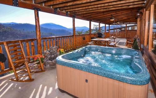 Sevierville Villa | Like a Comet