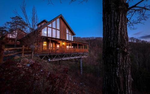 Sevierville Villa | Like a Comet
