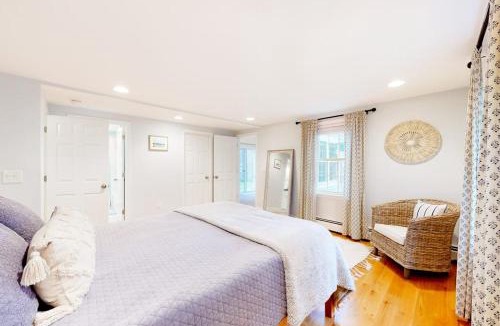 New Seabury House | Lisa Lane