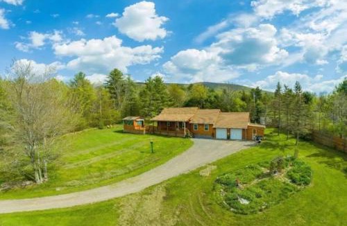 Maplecrest House | Log Home w Mountain Views Near Windham & Hunter Ski Resorts