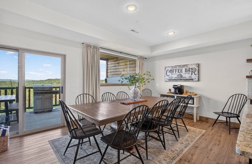 Table Rock House | Luxe 4BR-4BA, Branson Retreat with Lake Views, Pools + Pickleball