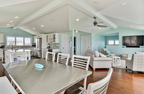 South Bethany House | Luxurious 7-Bedroom Oceanfront Rental in Bethany with Decks, Elevator, and More!