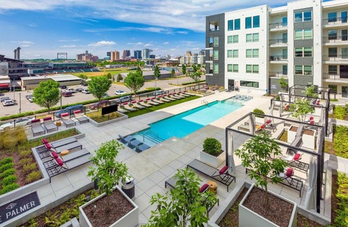 Five Points South Apartment | Luxury 2BR Steps from Railroad Park