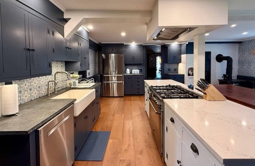 Sheffield House | Luxury, Romantic, Timeless Berkshires: Sleeps 18!