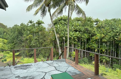 Paukaa Apartment | Magic Skies Top Floor Dream