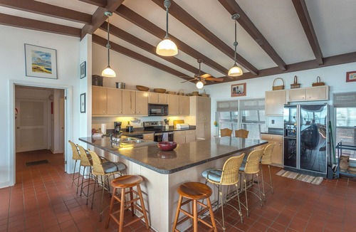 Alligator Point House | Make It a Fall Getaway: Football & Scalloping