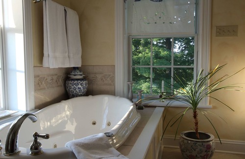 Stillwater Bed & Breakfast | Maple Shade Bed & Breakfast