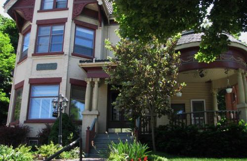 Hamilton House | McBayne House