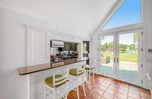 Westhampton Beach House | Meadow Beauty in Westhampton