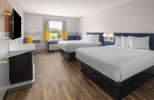 Rehoboth Beach Hotel | Microtel Inn & Suites By Wyndham Rehoboth Beach