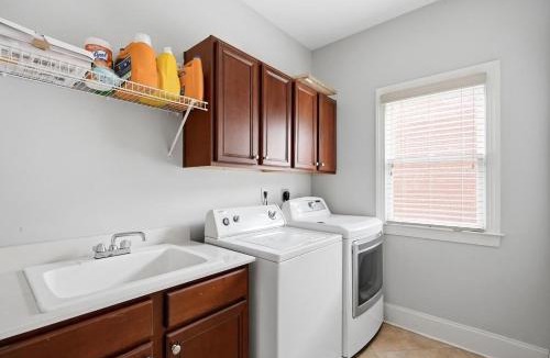 Lithonia House | Mins from WORLD CUP Atlanta Luxury Retreat with Pool