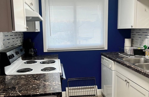 Fairview Apartment | Minutes from downtown Anchorage quiet, gorgeous two bedroom!