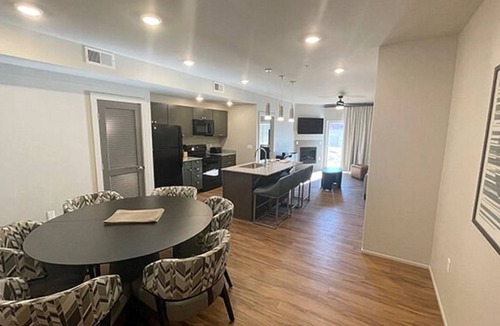 Moab Resort | Moab | Desert Basecamp Retreat | Pool + Hot Tub | 2BR