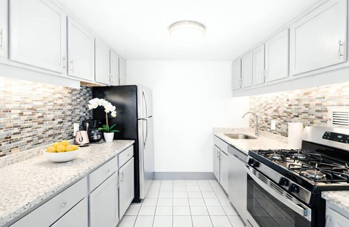 Downtown Hartford Apartment | Modern Downtown Condo Steps From Bushnell Park