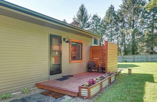 Wallkill Apartment | Modern Hudson Valley Retreat Near Mohonk