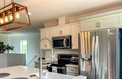 Unionville Apartment | Modern Relaxing Getaway