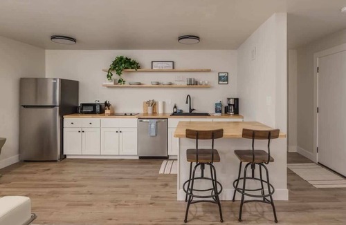Downtown Anchorage Apartment | Modern Studio Located in the Center of Downtown