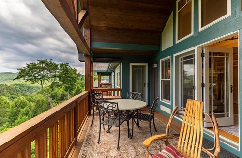 Foscoe House | Mount LiveJoy at Echota
