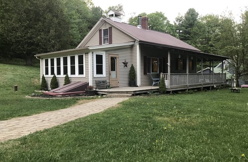 Barton House | Mountain Pines Vacation Rentals Ski,snowboard,snowmobile,four wheeling, and more
