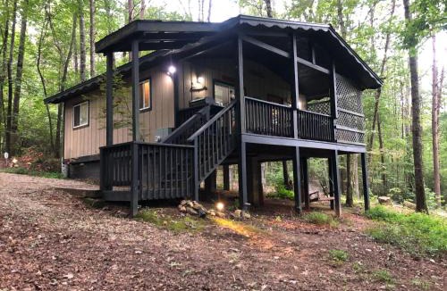 Sautee Nacoochee House | Mountain-top Cabin Get-away with Hot tub and a View