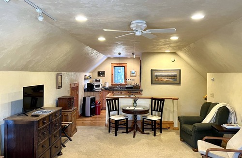 Bigfork Apartment | Mountain View Studio