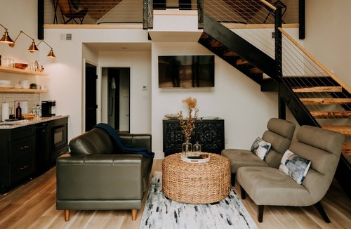 Sevierville Cottage | Mountain Views + Summer Vibes - 5