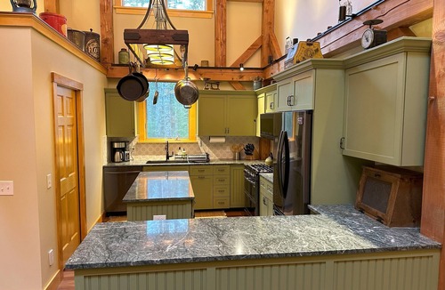 Mount Desert House | New Spacious Acadia Timberframe, Close to Swimming, Central to Hiking and Dining