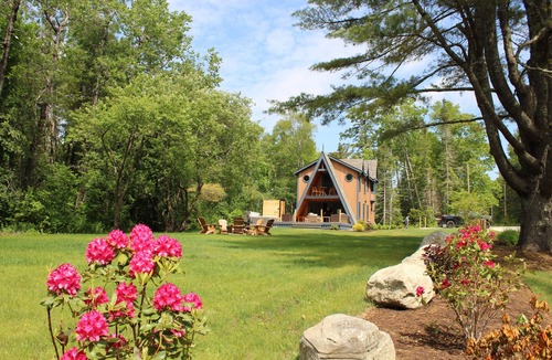 Belfast House | Newly Constructed - The Colby House is a stunning getaway in beautiful Belfast!