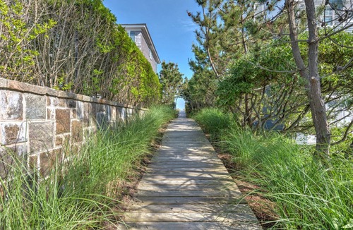 Westhampton Beach House | Newly renovated bayside bungalow w/king bed, kitchen, sunroom, deck and.