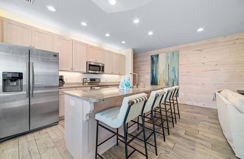 Orange Beach House | Newly Updated Coastal Beachside Bungalow | Orange Beach | Beachfront Pool | Free Parking