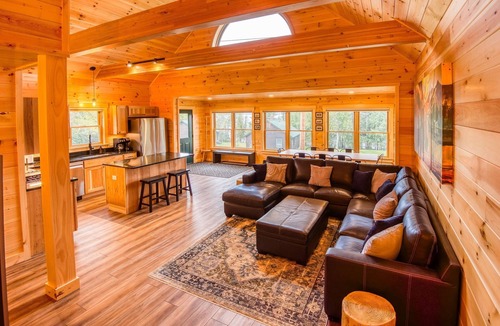 Rangeley Plantation Cabin | Niboban Cabin #10 - Birchwood