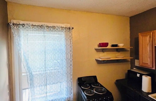 Providence Apartment | Nice apartment near Whole Foods Brown