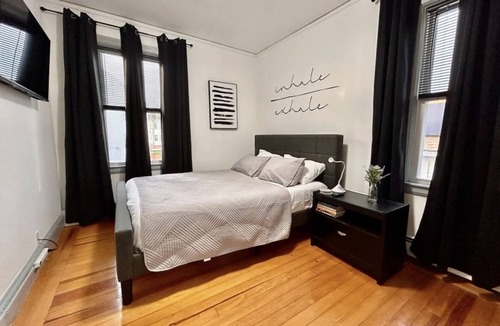 Providence Apartment | North End Cityscape, 2 bed, 1 bath, conveniently located