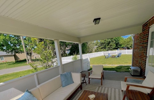 Jamesport House | North Fork Getaway House Sleeps 6-8