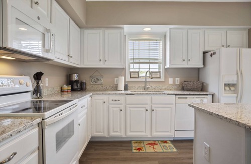 Long Beach House | Oak Gardens home with Stunning Gulf Views