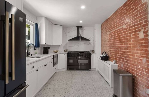 Delair House | Oasis Spacious-Private Parking,16 Beds 29 Guests