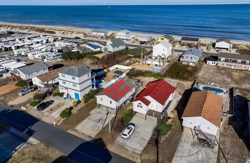 Colington Cottage | Ocean Views -Dog Friendly- 3rd Row From The Beach