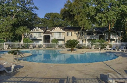 Demere Park Condo | Ocean Walk, perfect location near village and beach!