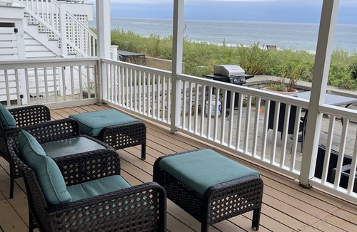 Hull House | Oceanfront Beach House